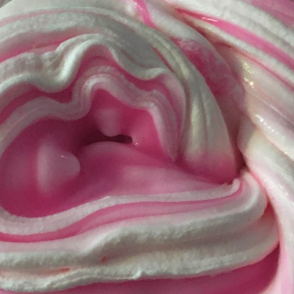 Meet your Posher, Yassss